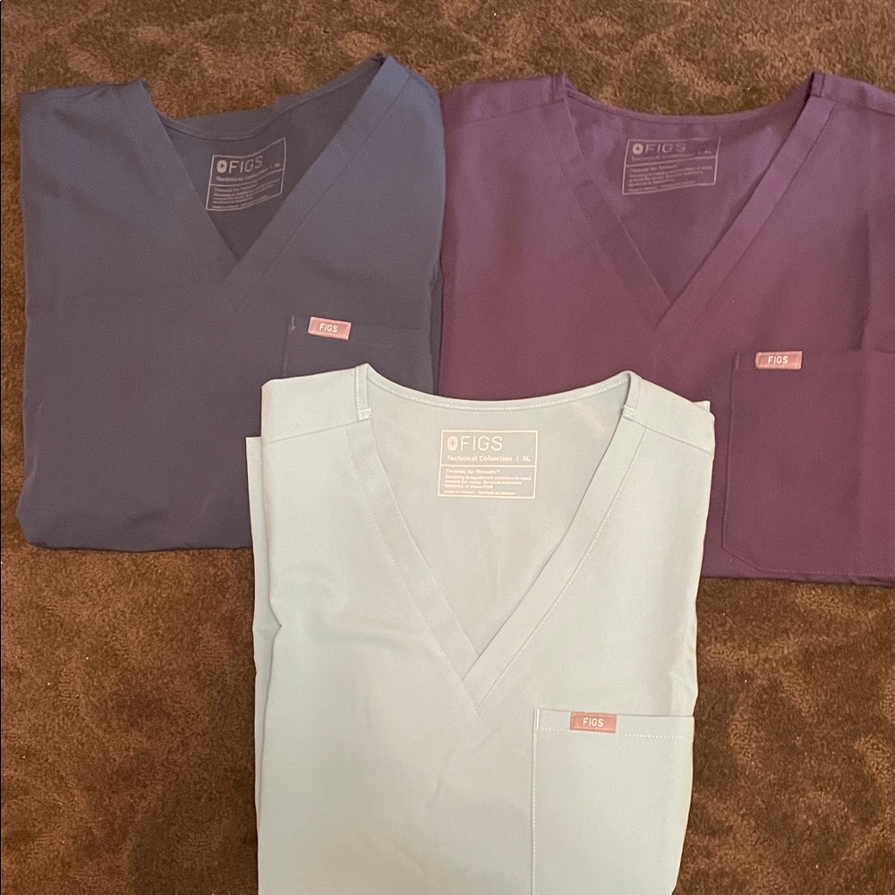 Figs V-Neck  Technical Coll 3  Scrub Tops in Purple, Blue, and Light Green.  XL